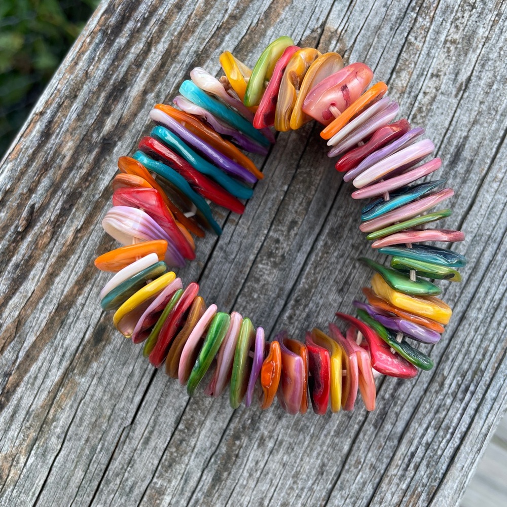 Multicolored Elastic Shell Bracelet
